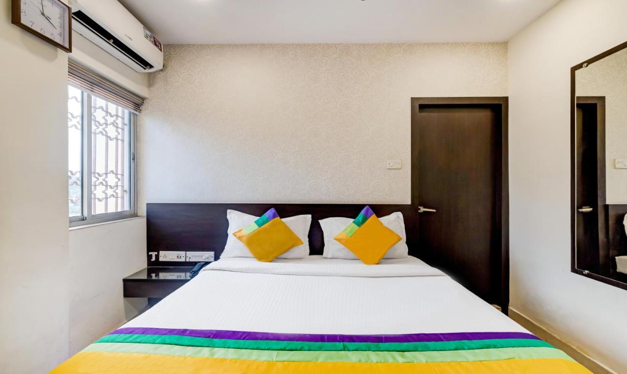 Itsy Hotels Neeranand Plaza Calcutá Exterior foto